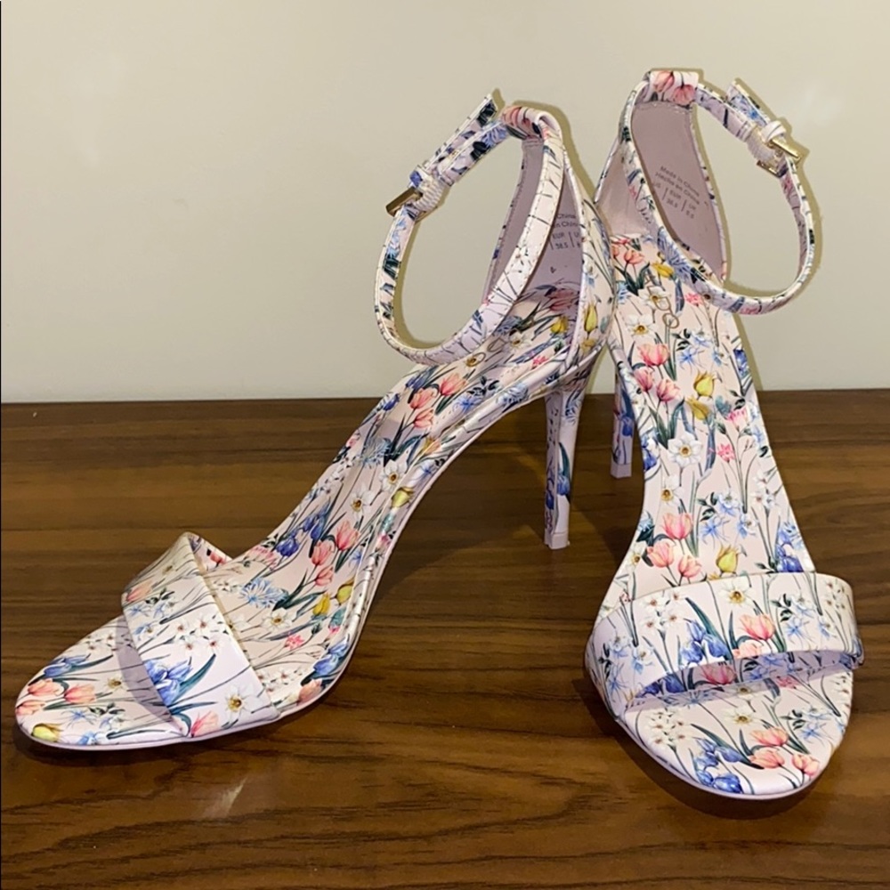 Aldo NBW heeled floral sandals